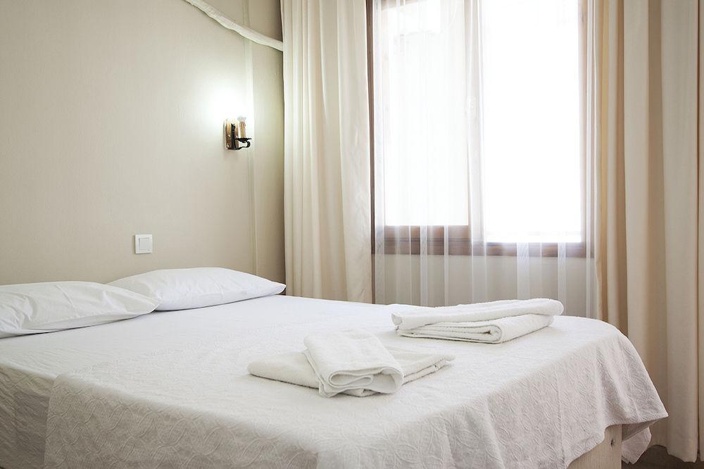 Koz Eren Otel Çeşme Eksteriør bilde